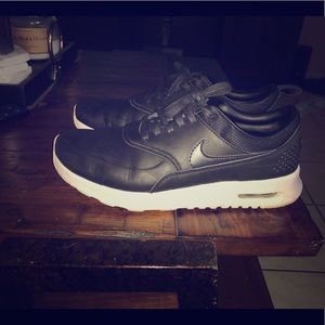 Nike Air Max Thea Leather